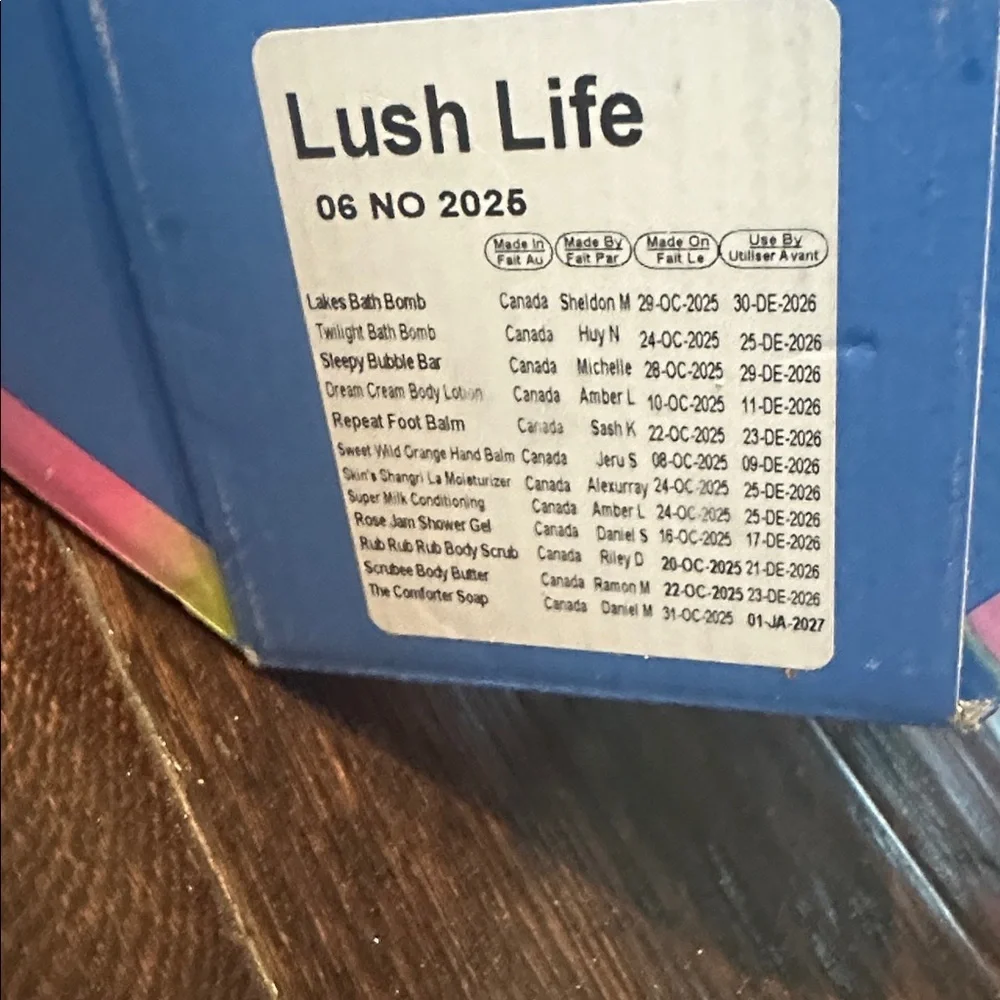 Lush bath “Lush Life” holiday limited edition Whooli Chen BOX ONLY